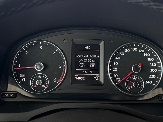 Volkswagen Caddy 23 of 30