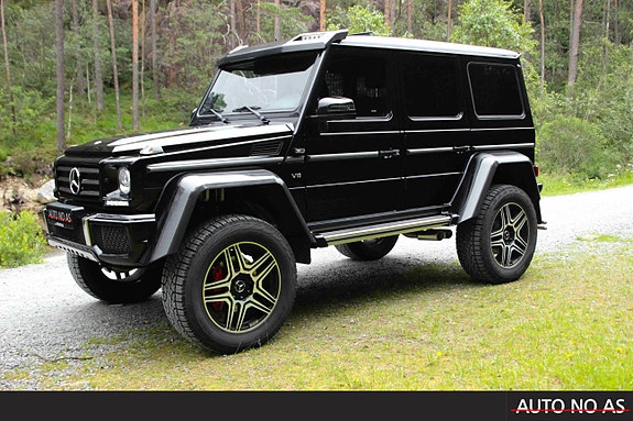 Mercedes-Benz G500 11 of 30