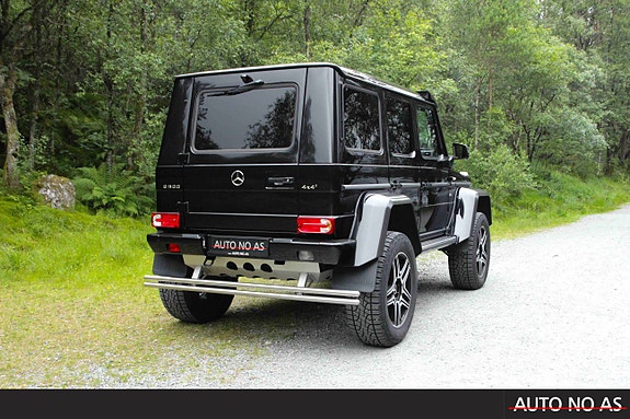 Mercedes-Benz G500 7 of 30