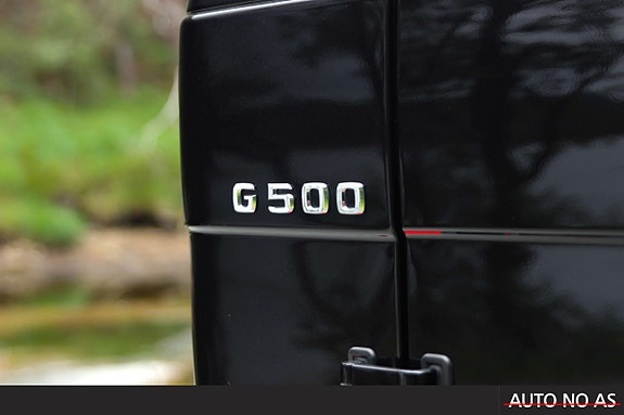 Mercedes-Benz G500 20 of 30