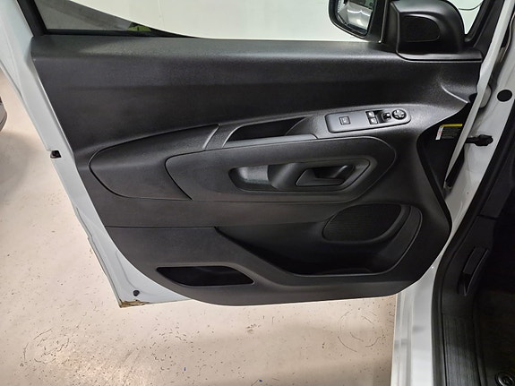Opel Combo-e 11 of 20