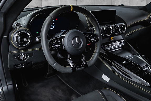 Mercedes-Benz AMG GT R 18 of 30