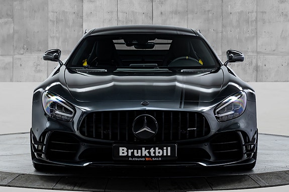 Mercedes-Benz AMG GT R 4 of 5