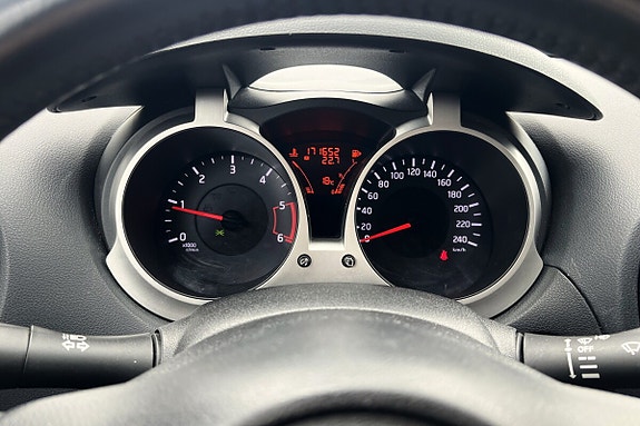 Nissan Juke 14 of 25