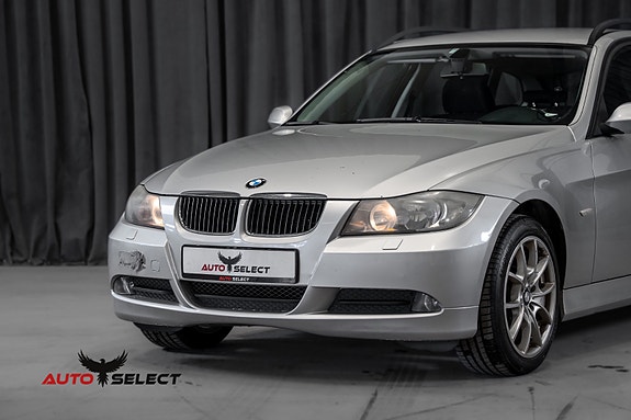 BMW 318i 6 of 30