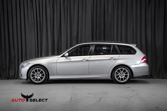 BMW 318i 7 of 30