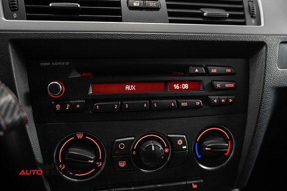 BMW 318i 29 of 30