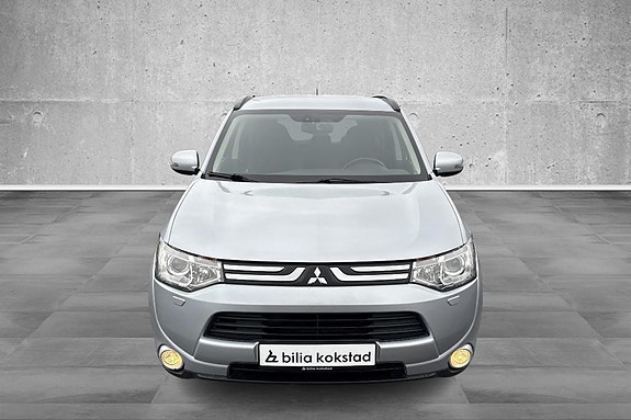 Mitsubishi Outlander 4 of 5