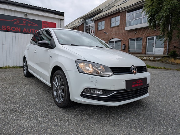 Volkswagen Polo 2 of 5