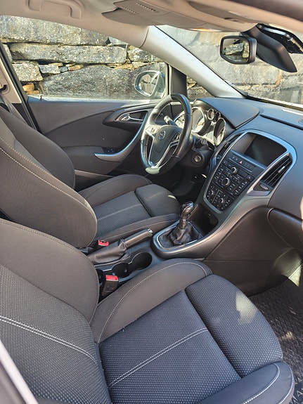Opel Astra 5 of 10