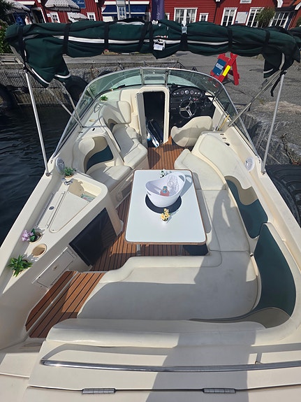 Rinker 272 (31fot?) Captiva m. 2x200hk 4 of 5