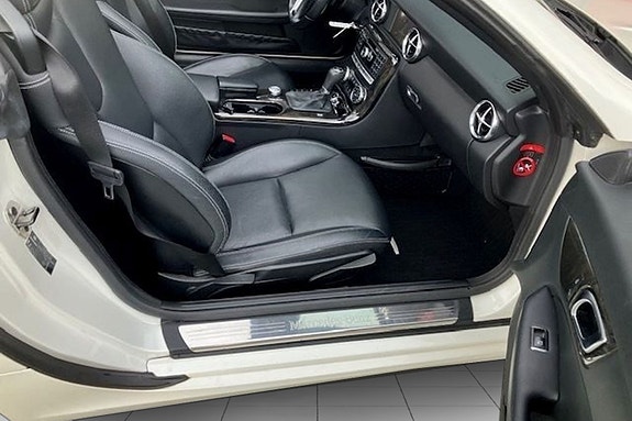 Mercedes-Benz SLK200 23 of 30