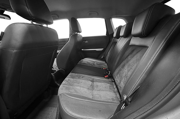 Suzuki Vitara 17 of 30