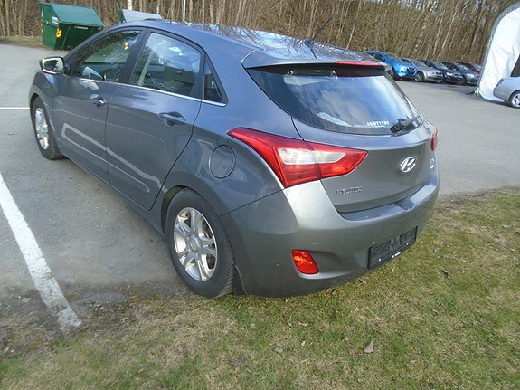 Hyundai i30 6 of 18