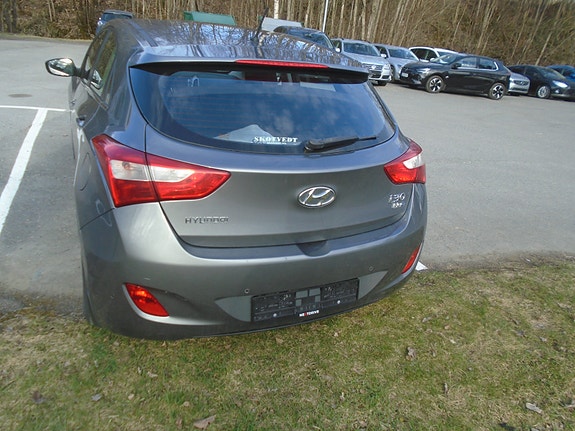 Hyundai i30 7 of 18