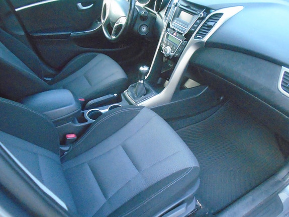 Hyundai i30 14 of 18