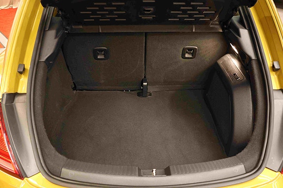 Volkswagen Beetle 17 of 30