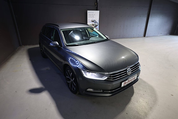 Volkswagen Passat 6 of 28