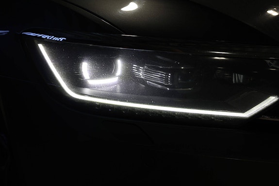 Volkswagen Passat 7 of 28