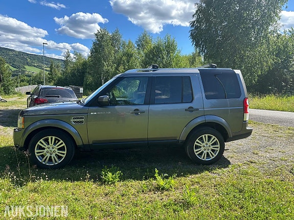 Land Rover Discovery 28 of 30