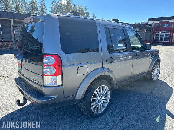 Land Rover Discovery 8 of 30