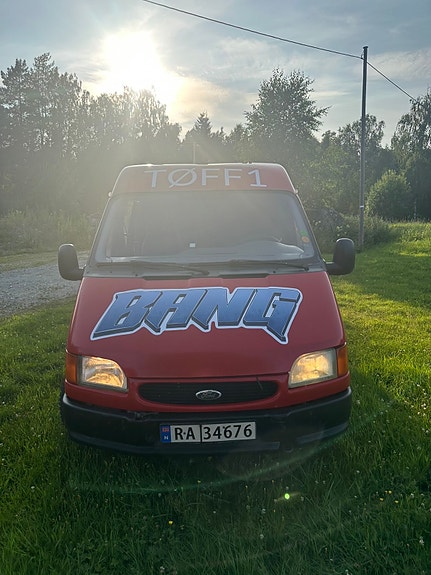 Ford Transit 2 of 10