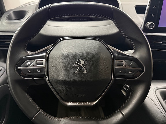 Peugeot Partner 18 of 30