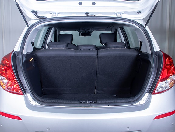 Hyundai i20 12 of 30