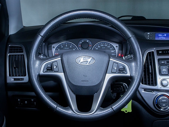 Hyundai i20 28 of 30