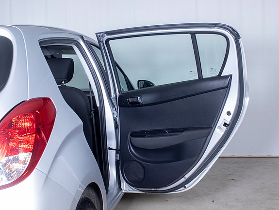 Hyundai i20 15 of 30