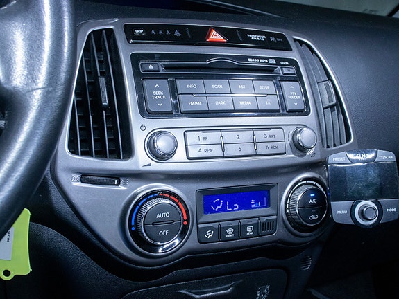 Hyundai i20 30 of 30