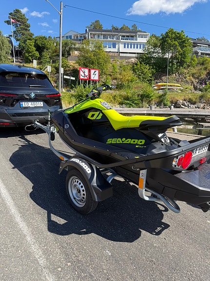 SeaDoo Spark Trix 3up med henger 7 of 10