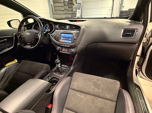 Kia Ceed 16 of 17