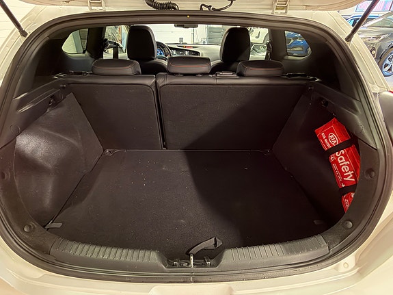 Kia Ceed 17 of 17
