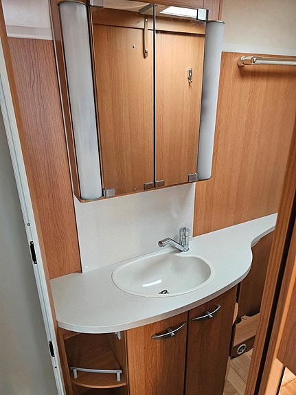 Knaus Royal 590 14 of 23