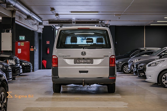 Volkswagen Transporter 9 of 30