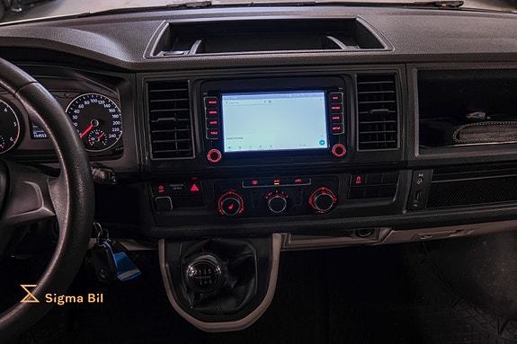 Volkswagen Transporter 28 of 30