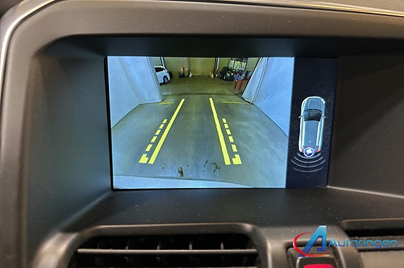 Volvo XC60 14 of 20