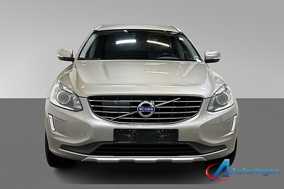 Volvo XC60 2 of 20
