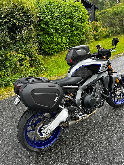 Yamaha MT-09 SP 16 of 30