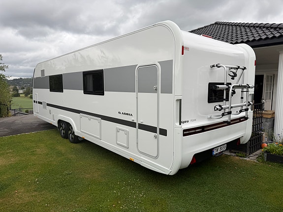 Adria Alpina 753HK Plusspakke, 4 x Mover, sykkelstativ foran + bak, ny gass og fukttest, HØSTKUPP!!! 13 of 30