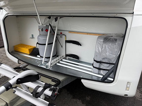 Adria Alpina 753HK Plusspakke, 4 x Mover, sykkelstativ foran + bak, ny gass og fukttest, HØSTKUPP!!! 21 of 30