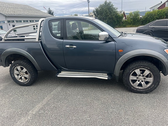 Mitsubishi L200 6 of 15