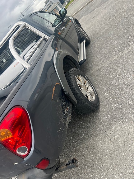 Mitsubishi L200 8 of 15