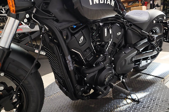 INDIAN Scout Sixty Bobber 2 of 23