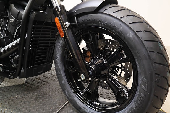 INDIAN Scout Sixty Bobber 12 of 23
