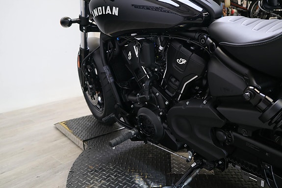 INDIAN Scout Sixty Bobber 21 of 23