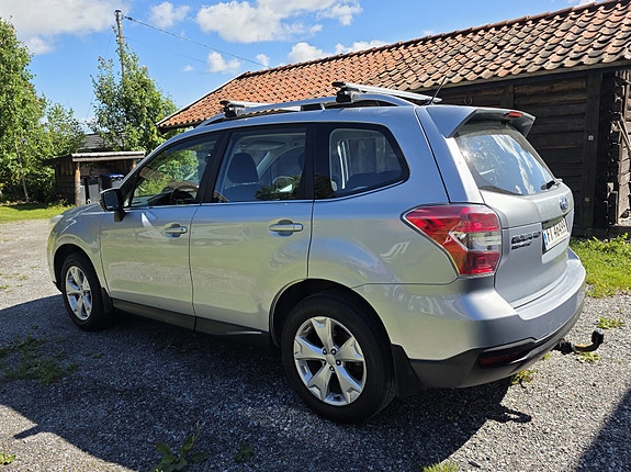 Subaru Forester 4 of 21