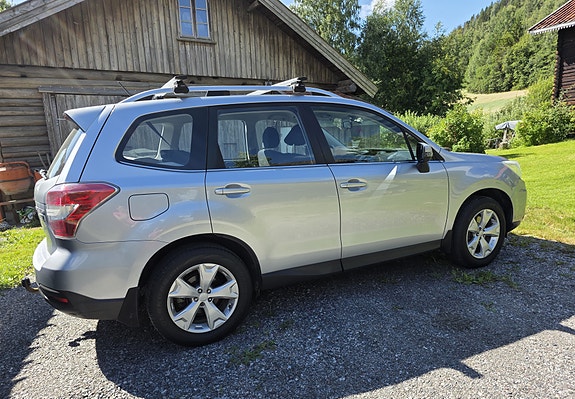 Subaru Forester 5 of 21