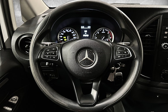 Mercedes-Benz Vito 24 of 30
